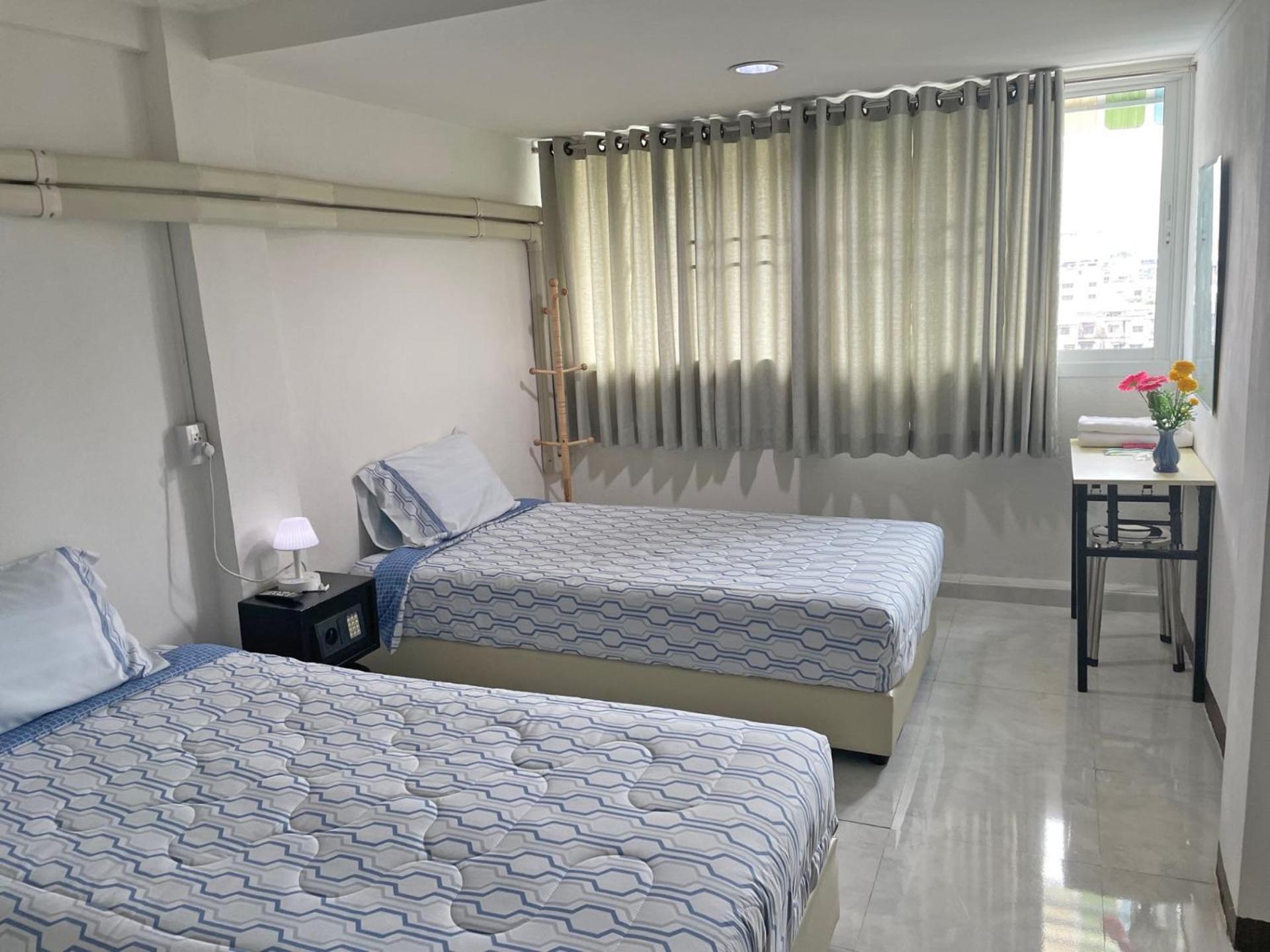 Apartment A4 Dindaeng Bangkok Esterno foto